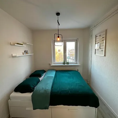 Lovely 2-bedroom With Balcony Apartament Maastricht