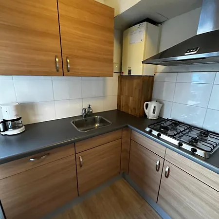 Apartament Lovely 2-bedroom With Balcony *